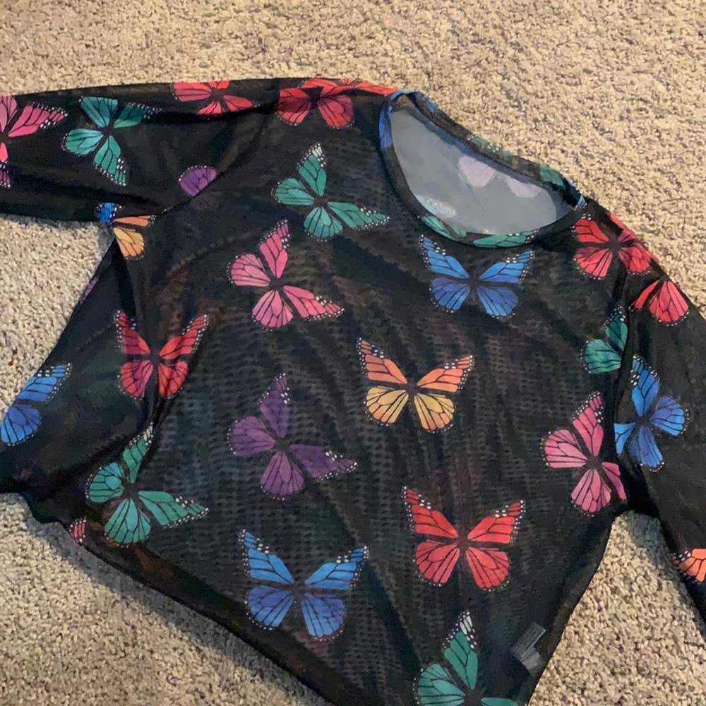 See-Through mesh cropped shirt